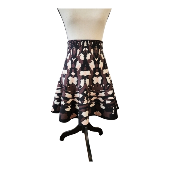 Express body contour high waisted skirtwomens Size Xl Shaping Workware Fall - Picture 1 of 5